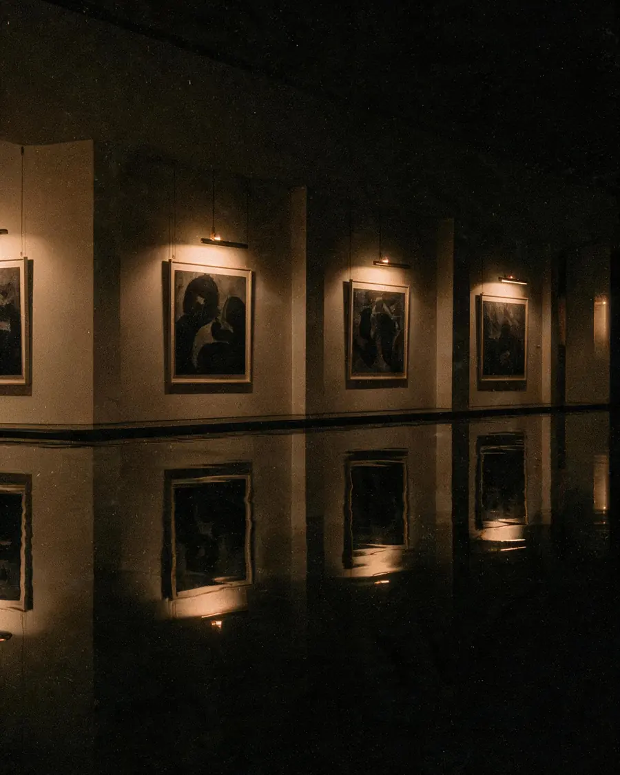 Gallery space concept, wall and lighting detail